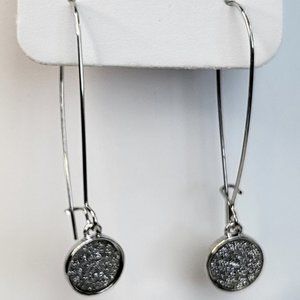 *4/$20* Silver tone sparkly circle long drop earrings